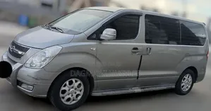 Hyundai Starex 2015 Silver