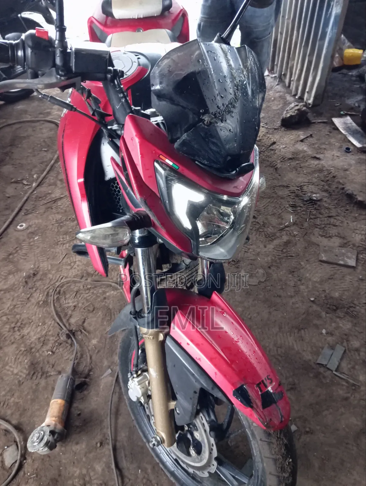 TVS 2021 Red
