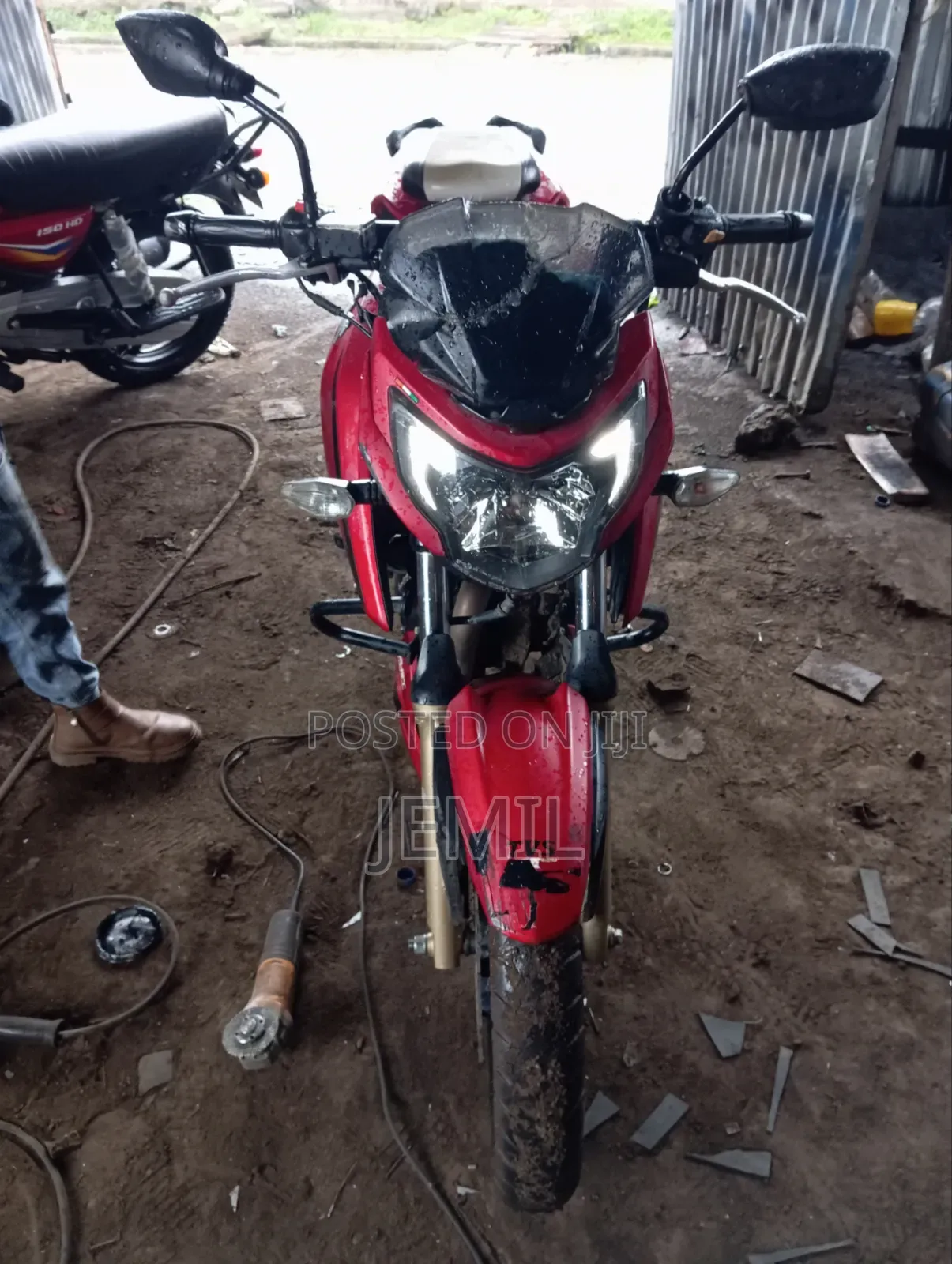TVS 2021 Red