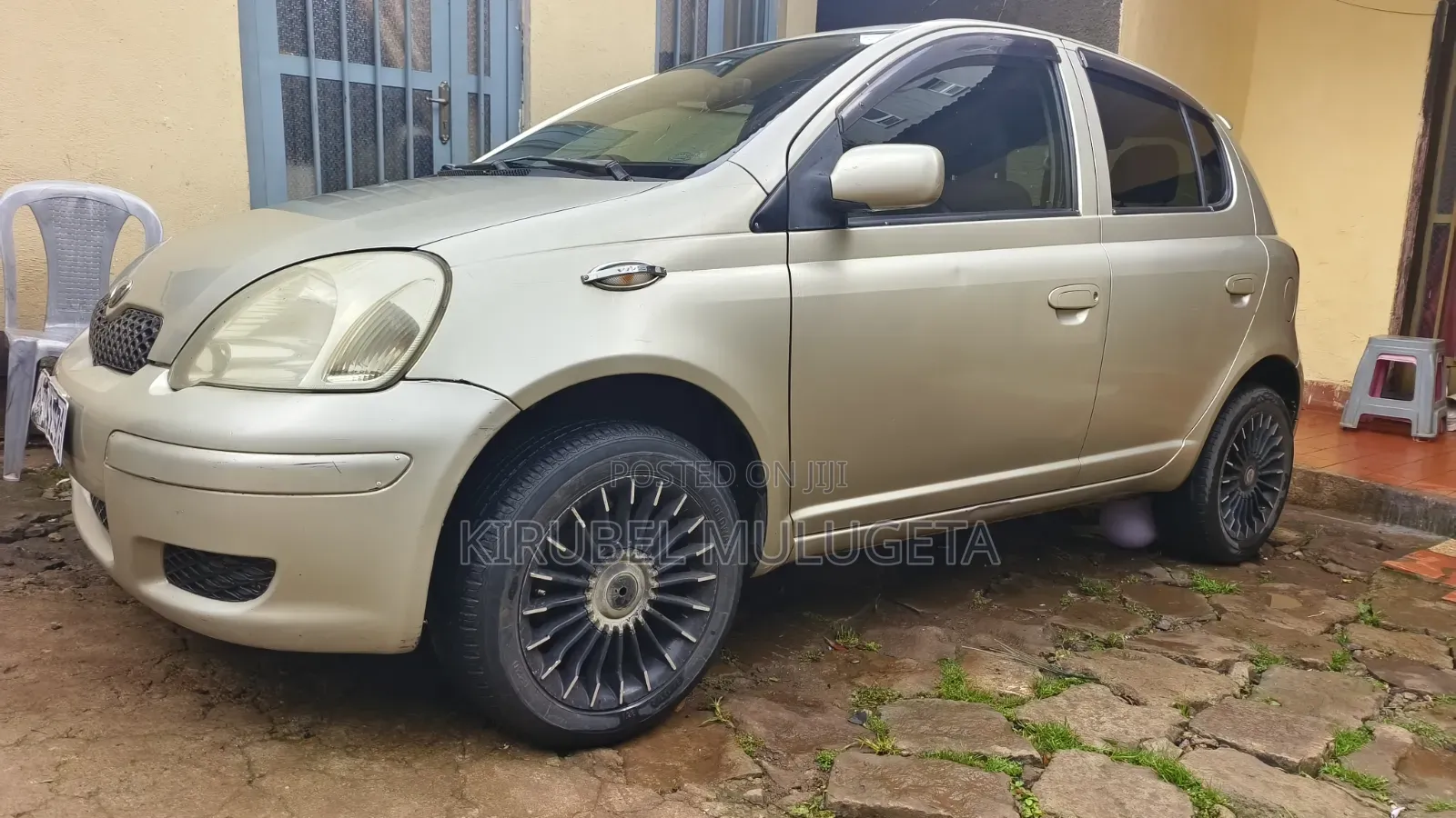 Toyota Vitz 2003