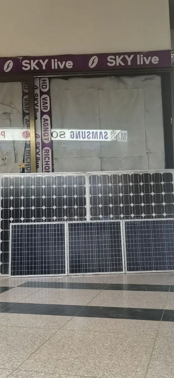 50w Solar System ቲቪ እና 5 አምፓሎች ሚያስጠቅም