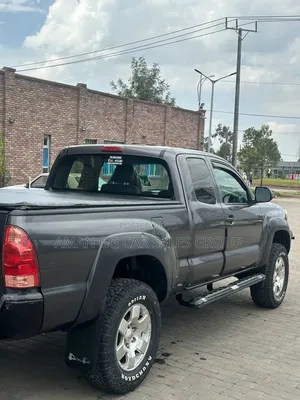 Toyota Tacoma 2014 Gray