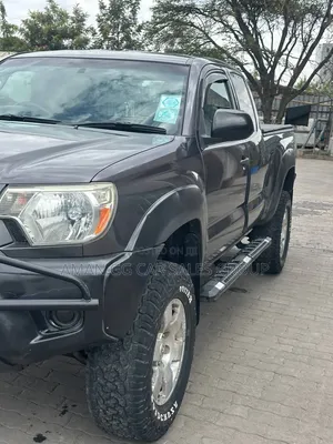 Toyota Tacoma 2014 Gray