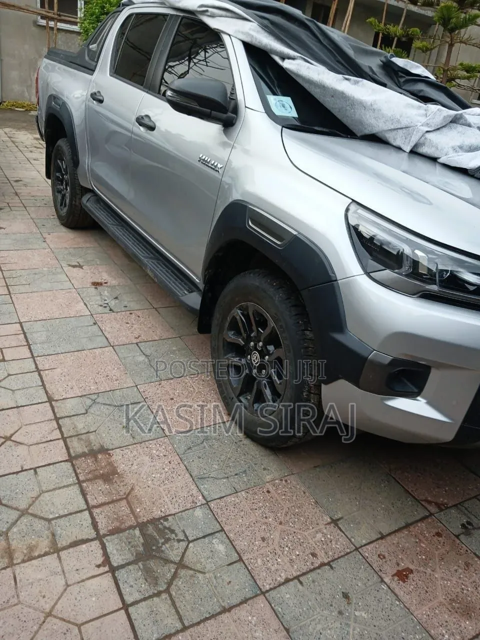 Toyota Hilux 2025 Silver