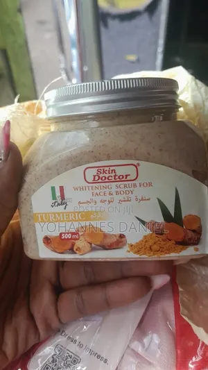 Skin Doctor Whitening Scrub | Turmeric