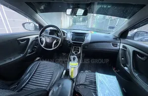 Hyundai Avante 2012 Blue