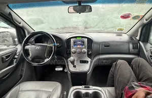 Hyundai Starex 2014 Silver