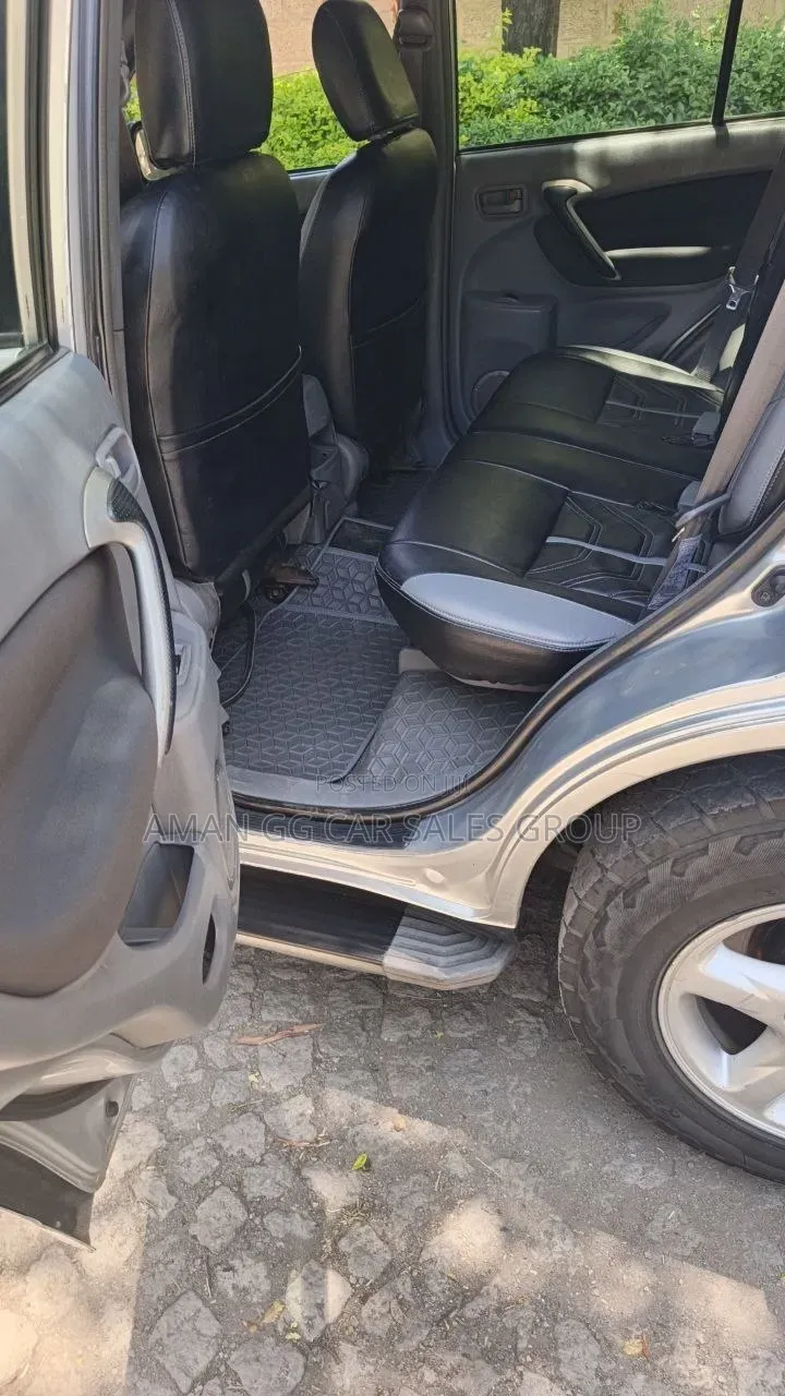 Toyota RAV4 2005 Silver