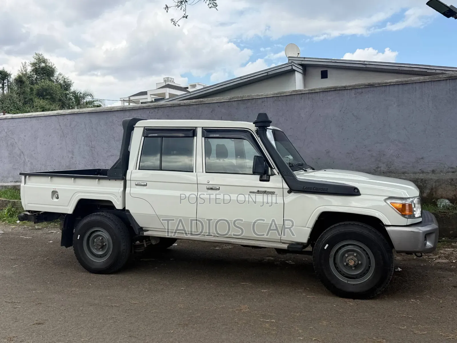 Toyota Land Cruiser 2020 White