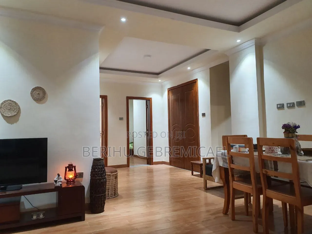 House for NGO, Bureau Rent