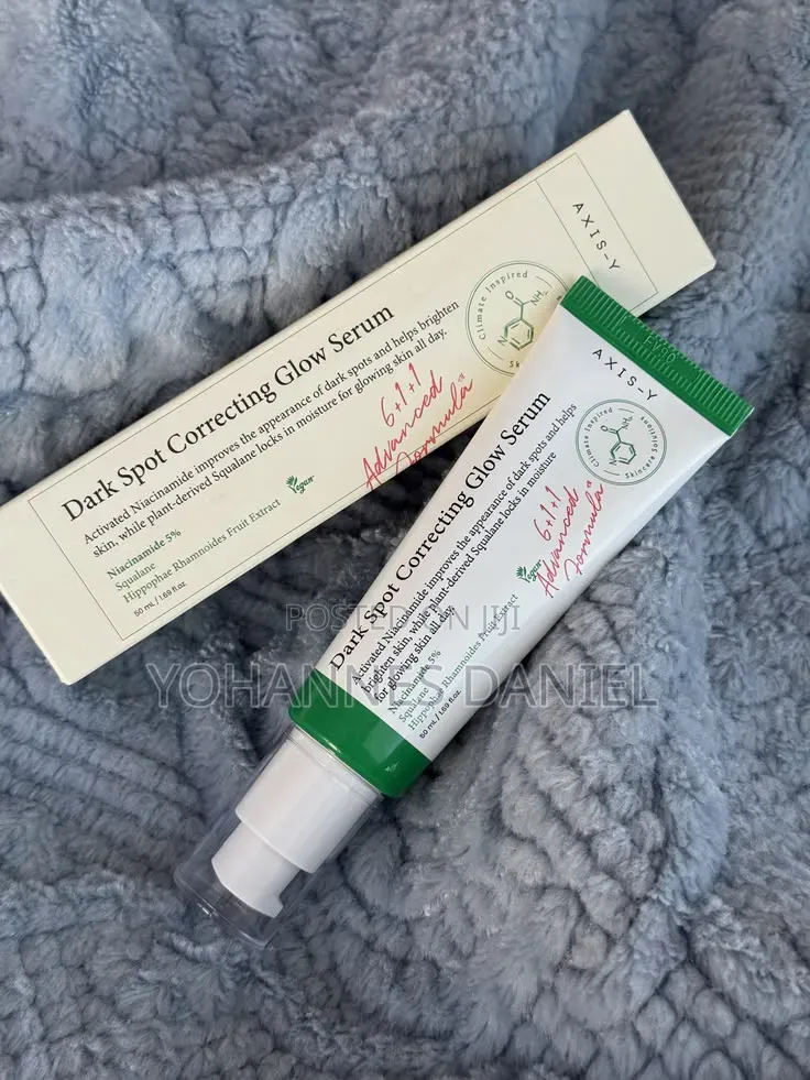 Dark Spots and Hyperpigmentation Correcting Glowing Serum