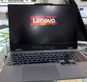 New Laptop Lenovo LOQ 15ARP9 16GB AMD Ryzen 5 SSD 512GB