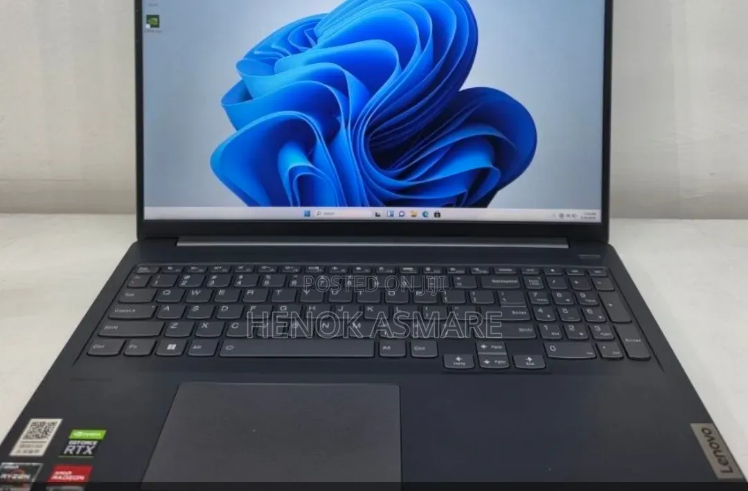 New Laptop Lenovo Ideapad 3 16GB AMD Ryzen 7 SSD 512GB
