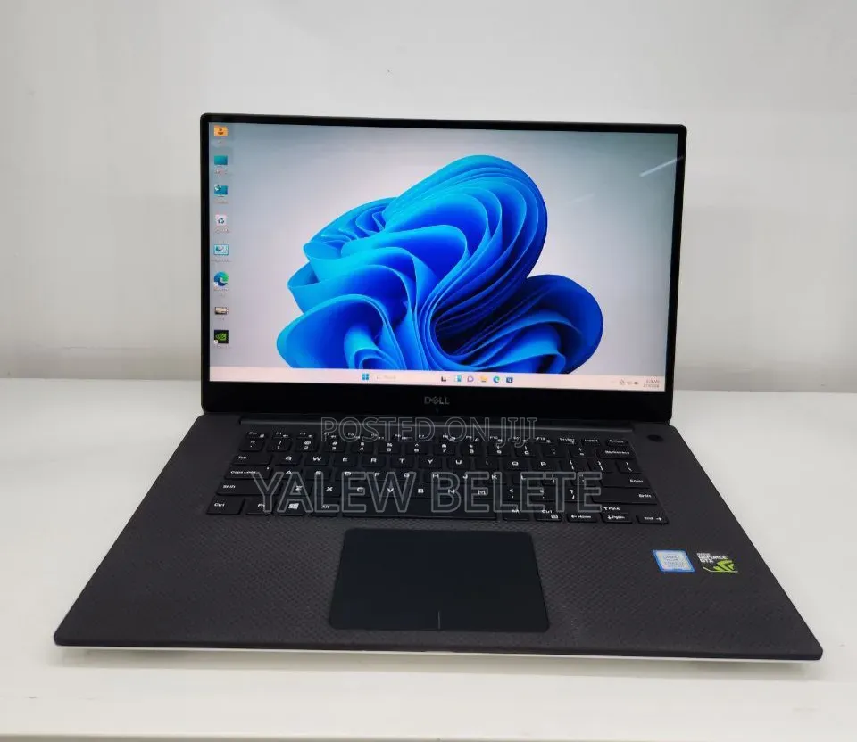 New Laptop Dell XPS 13 16GB Intel Core i7 SSD 512GB