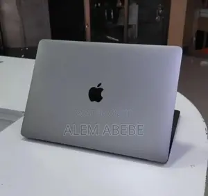 New Laptop Apple MacBook Pro 2020 M1 8GB Apple M1 SSD 256GB