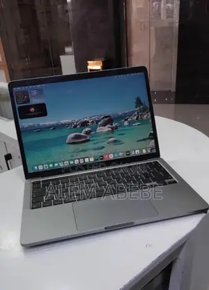 New Laptop Apple MacBook Pro 2020 M1 8GB Apple M1 SSD 256GB