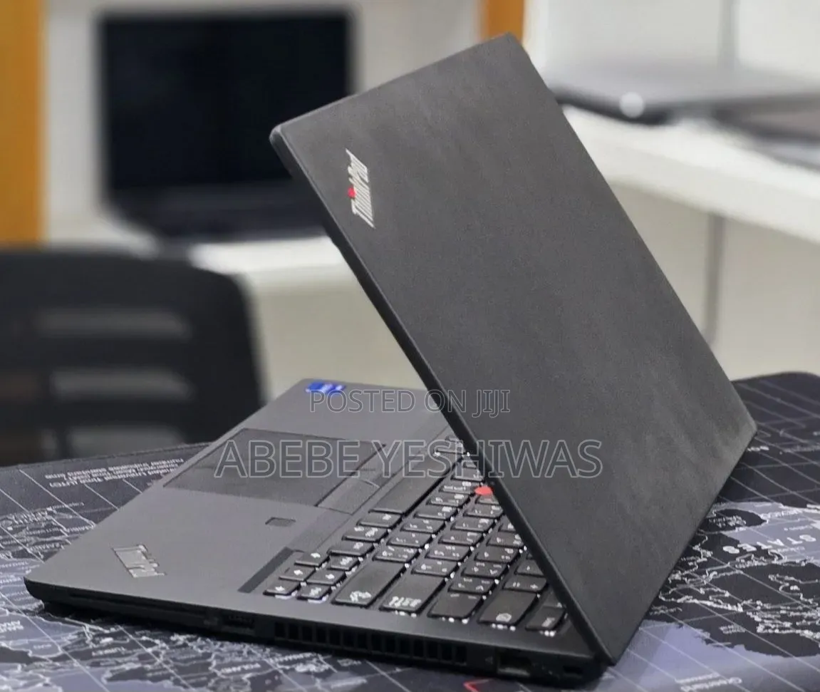 New Laptop Lenovo ThinkPad T14 16GB Intel Core i7 SSD 512GB