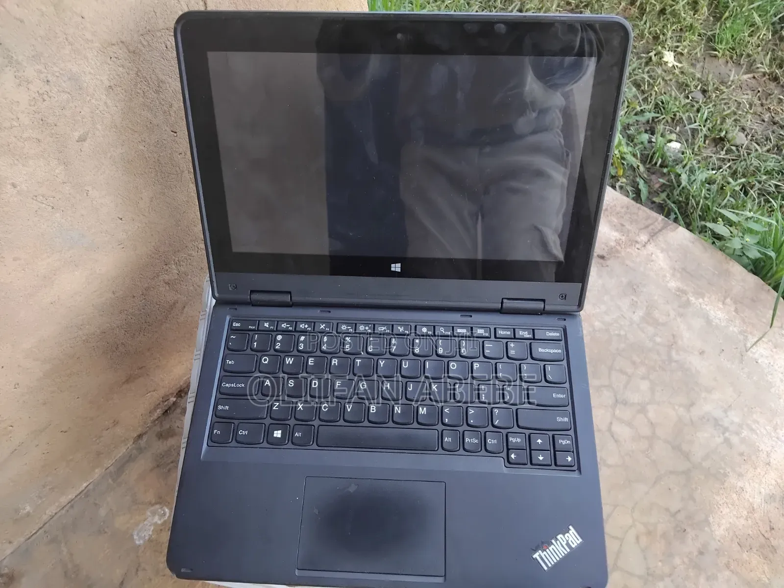 Laptop Lenovo ThinkPad Yoga 4GB Intel Xeon SSHD (Hybrid) 500GB