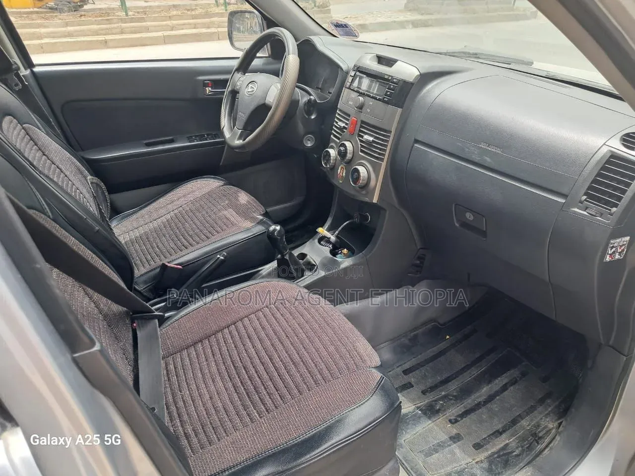 Daihatsu Terios 2010 Silver