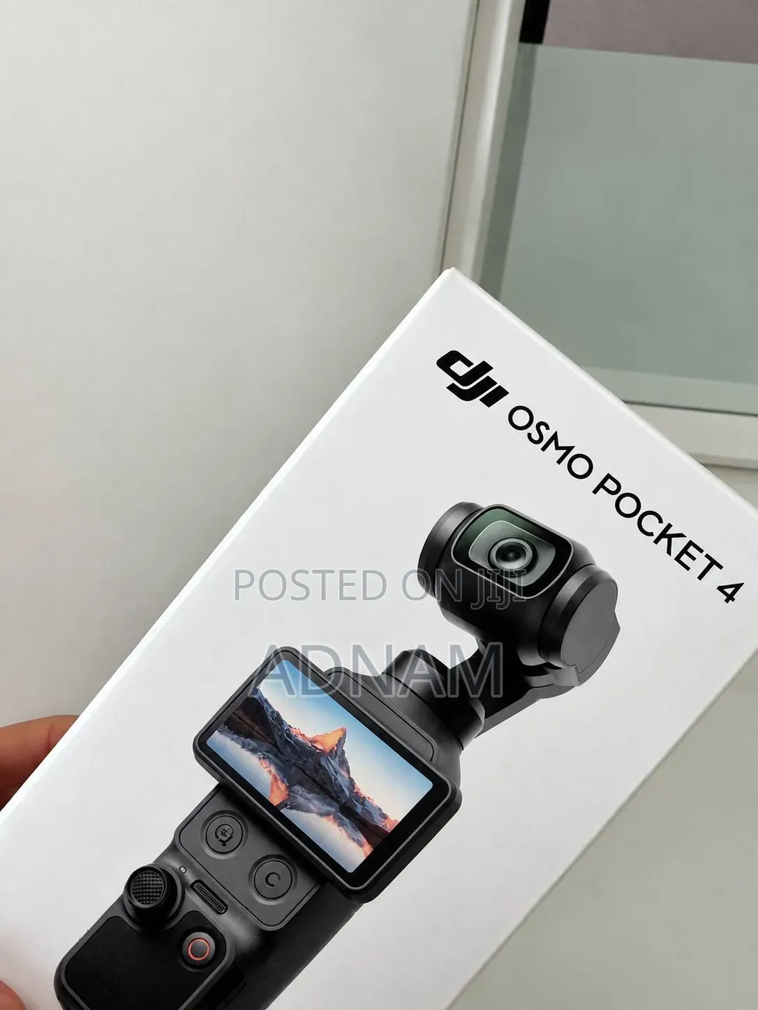 DJI Osmo Pocket 4 Standard Combo