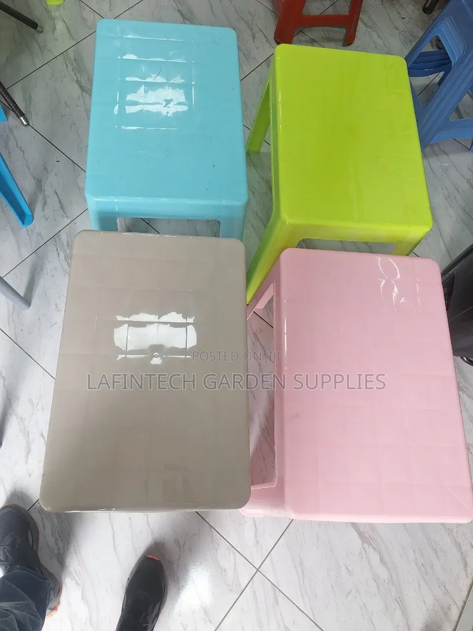 Rectangular Plastic Table የፕላስቲክ ጠረጴዛ