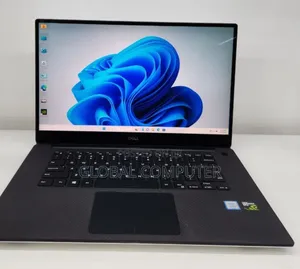 New Laptop Dell XPS 15 16GB Intel Core i7 SSD 512GB