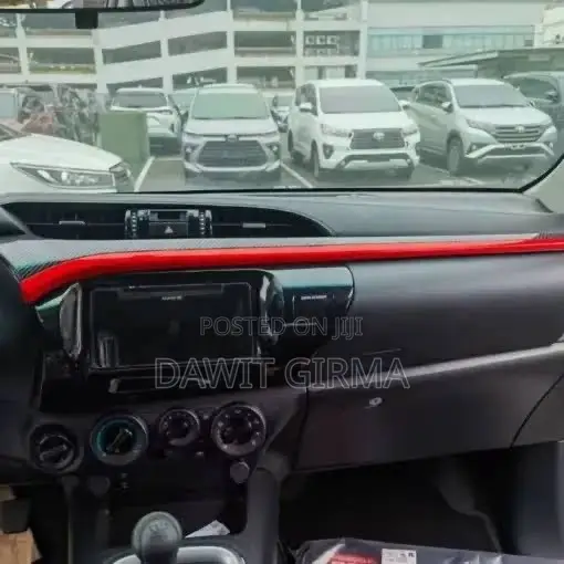 Toyota Hilux 2016 Gray