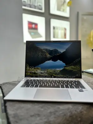 Laptop HP EliteBook 840 G9 16GB Intel Core i7 SSD 512GB