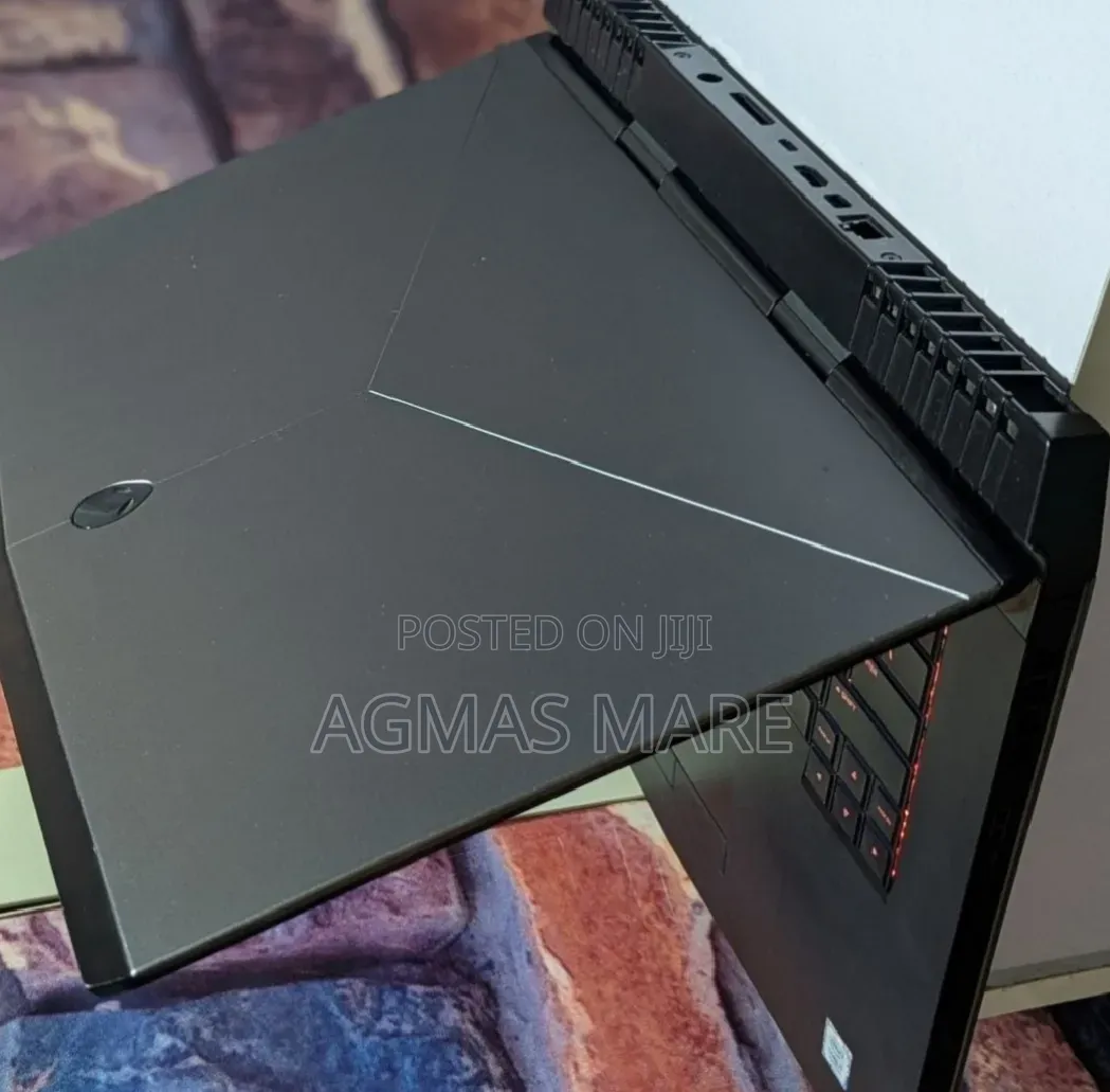 New Laptop Dell Allenware M15 R5 16GB Intel Core i7 SSD 512GB