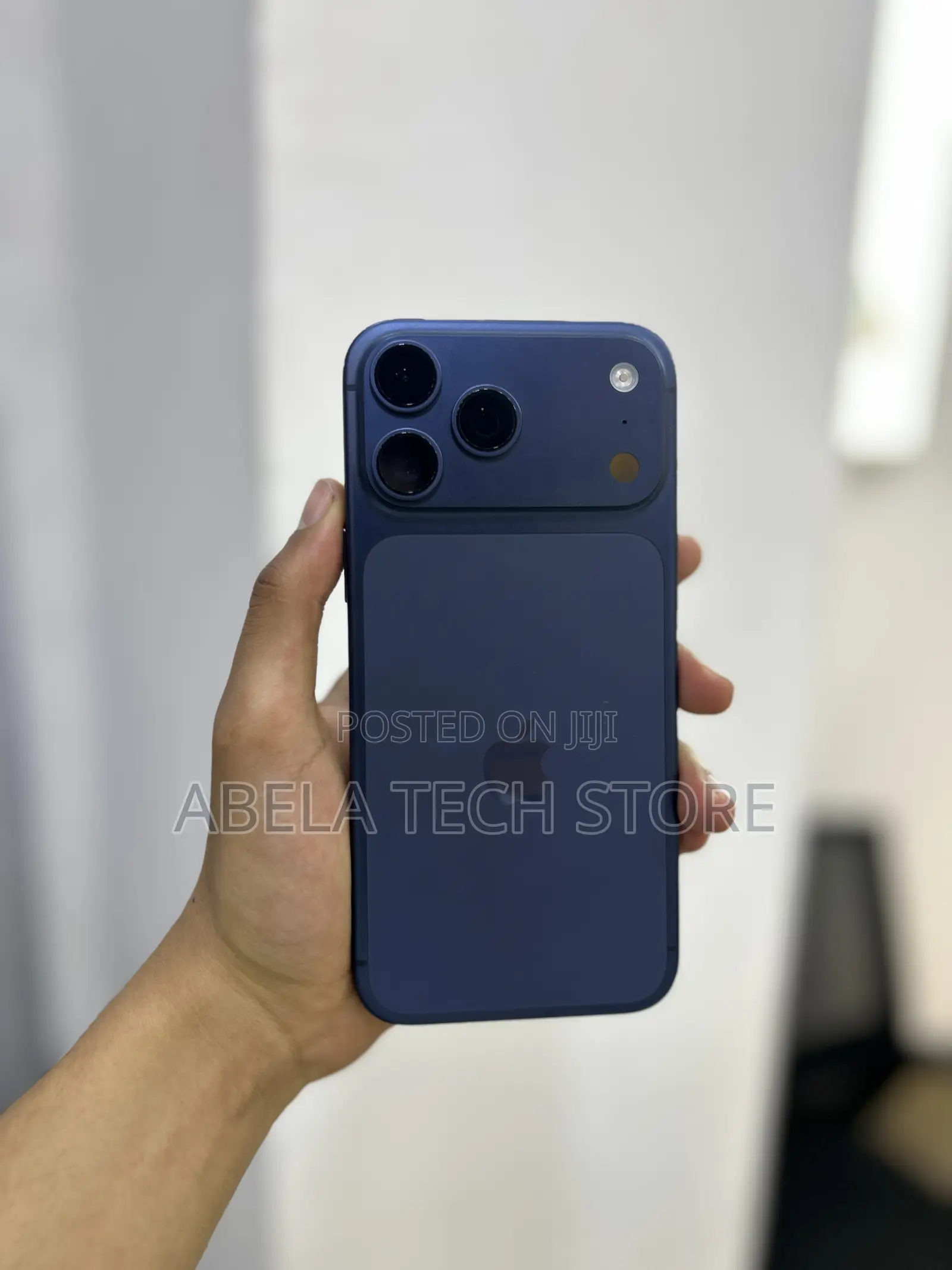 New Apple iPhone 17 Pro Max 256 GB Blue