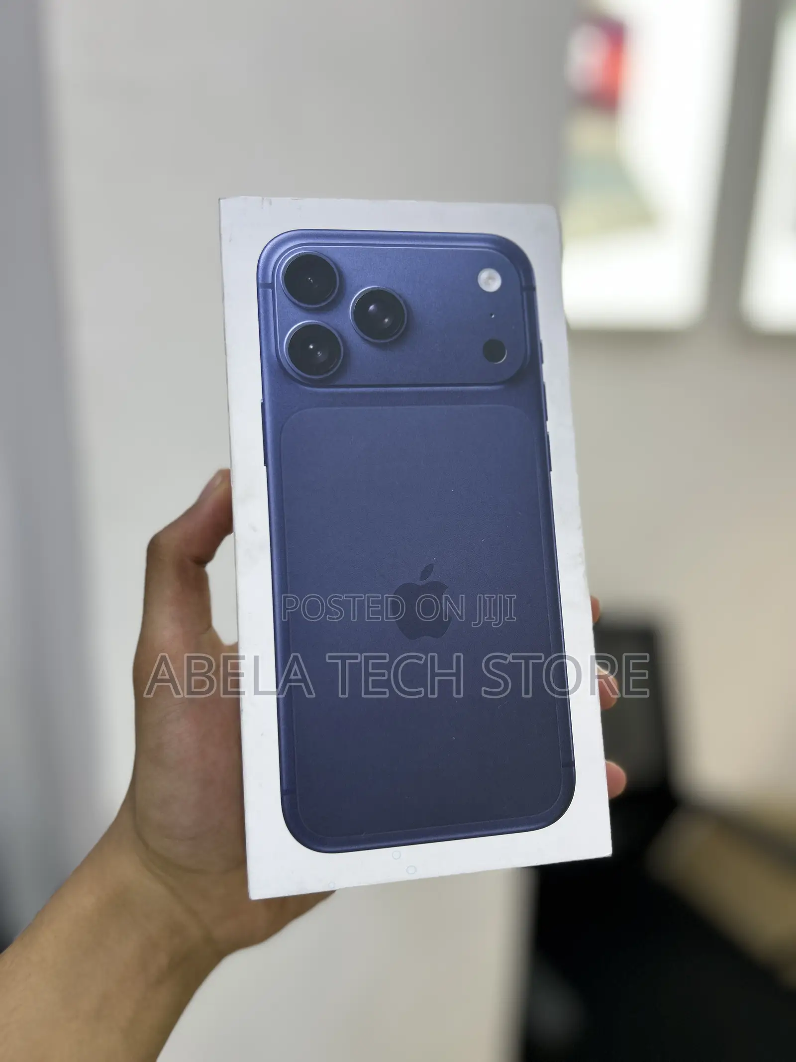 New Apple iPhone 17 Pro Max 256 GB Blue