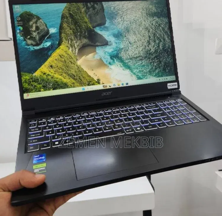 New Laptop Acer 16GB Intel Core i7 SSD 512GB