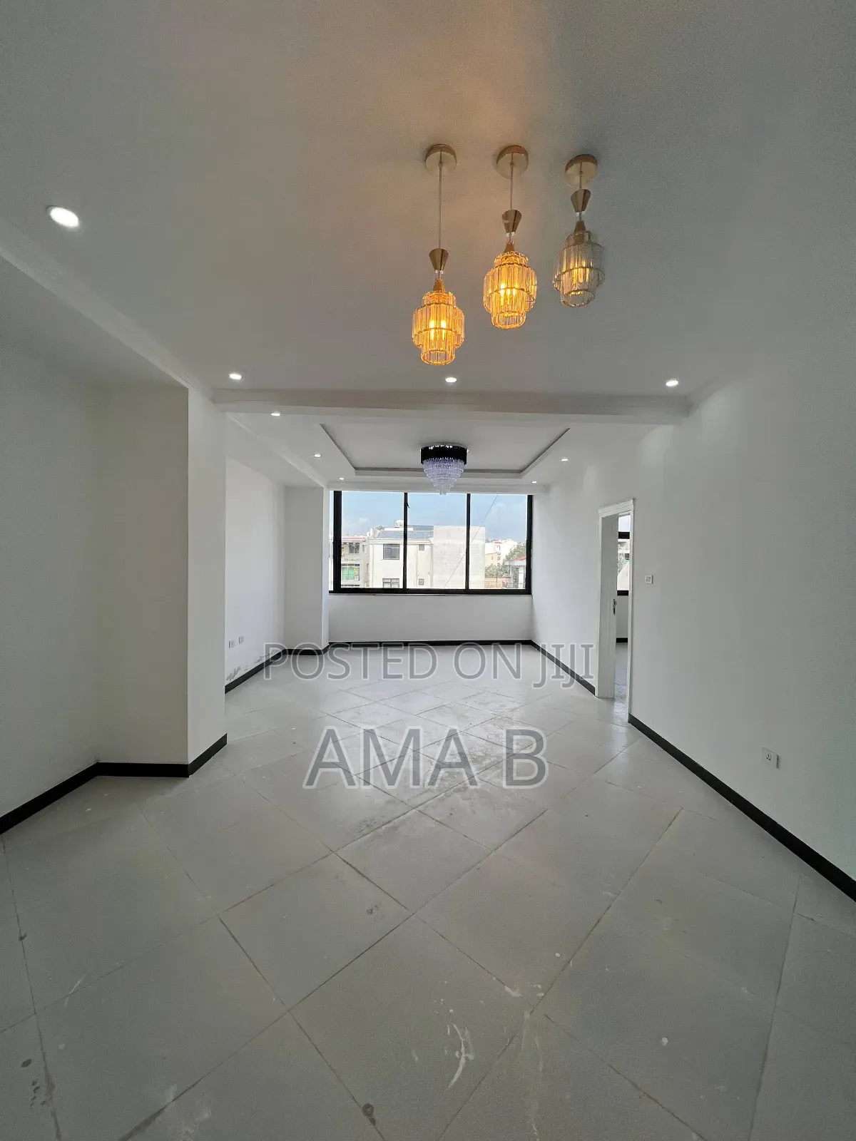 3bdrm Apartment in Yeka for rent
