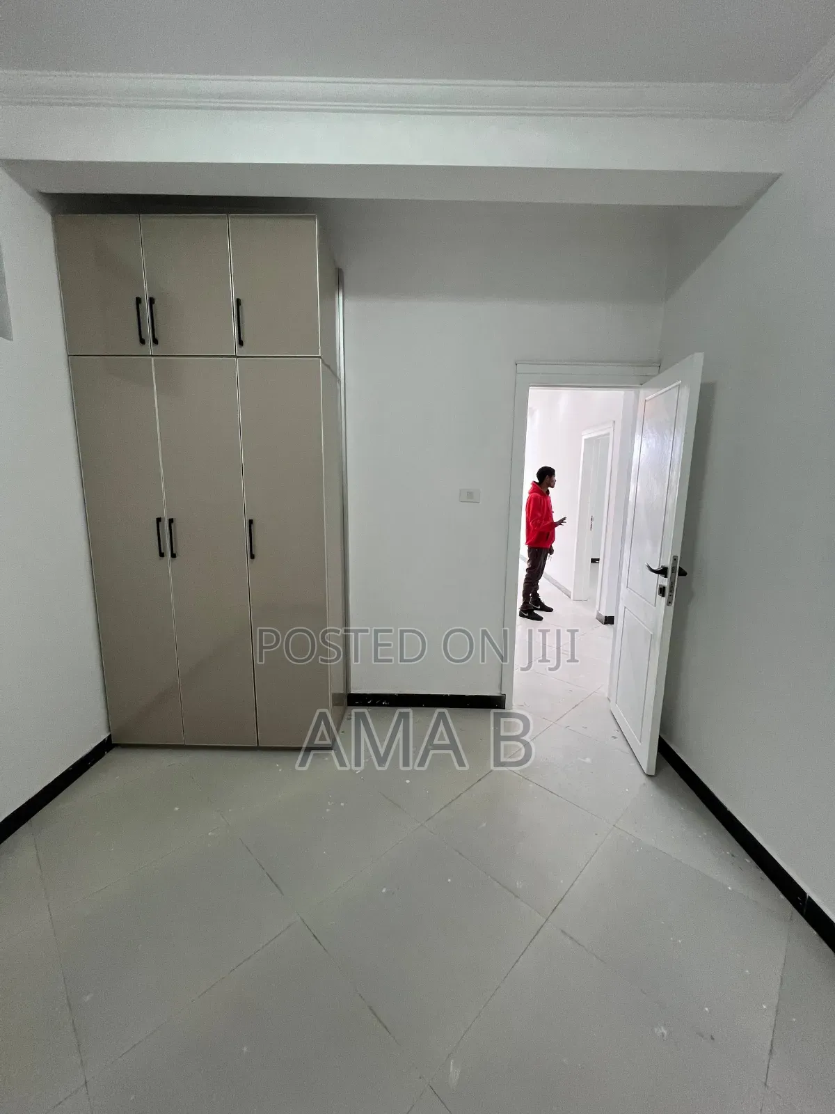 3bdrm Apartment in Yeka for rent
