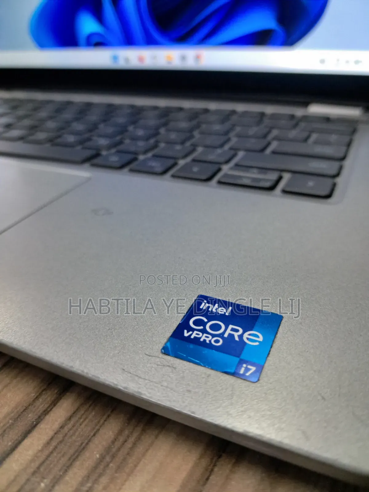 Laptop Dell Latitude 5310 16GB Intel Core i7 SSD 512GB