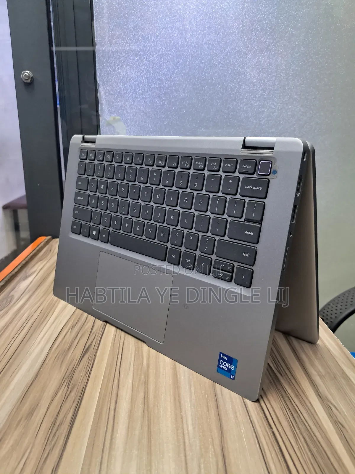 Laptop Dell Latitude 5310 16GB Intel Core i7 SSD 512GB