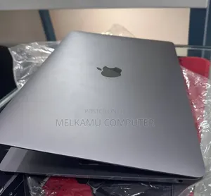 New Laptop Apple MacBook Air 2020 M1 8GB Apple M1 SSD 256GB