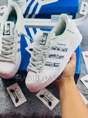 Adidas Super Star