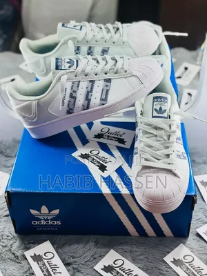 Adidas Super Star