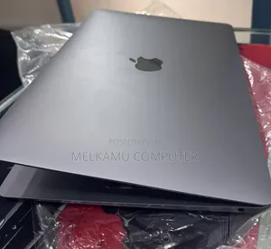 New Laptop Apple MacBook Air 2020 M1 8GB Apple M1 SSD 256GB
