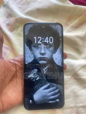 EL A8 8 GB Black