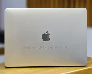 New Laptop Apple MacBook Pro 2020 32GB Intel Core i7 SSD 512GB