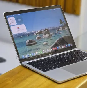 New Laptop Apple MacBook Pro 2020 32GB Intel Core i7 SSD 512GB