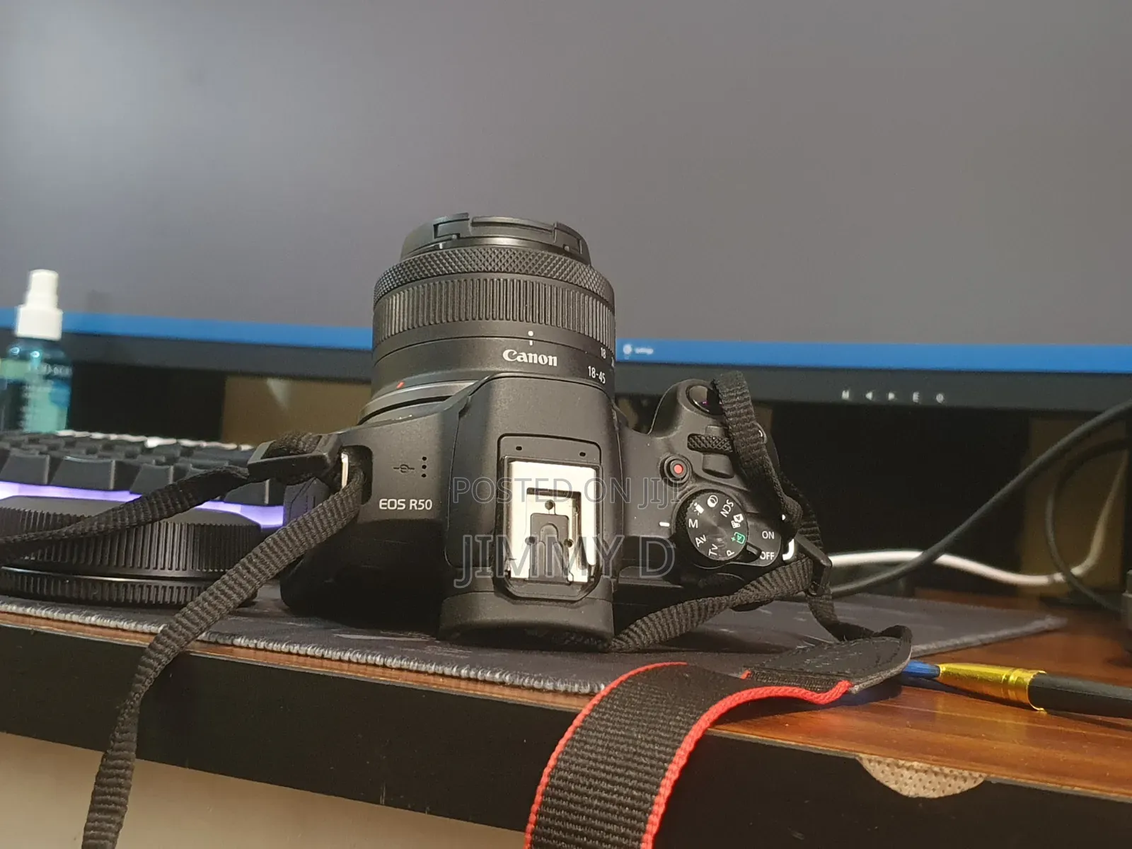 Canon Eos R50 New