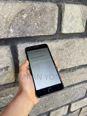 Apple iPhone 8 Plus 64 GB Black