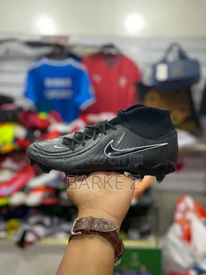 Nike Phantom Football Shoes