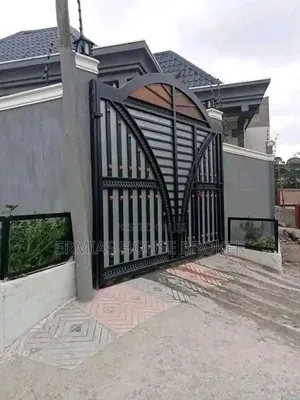 Furnished 4bdrm Villa in ፊጋ, Addis Ketema for sale