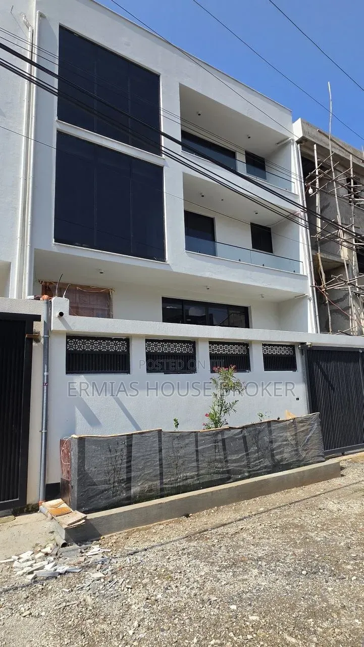 Furnished 7bdrm House in ሀያት, Addis Ketema for sale