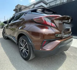 Toyota C-HR 2017 Teal