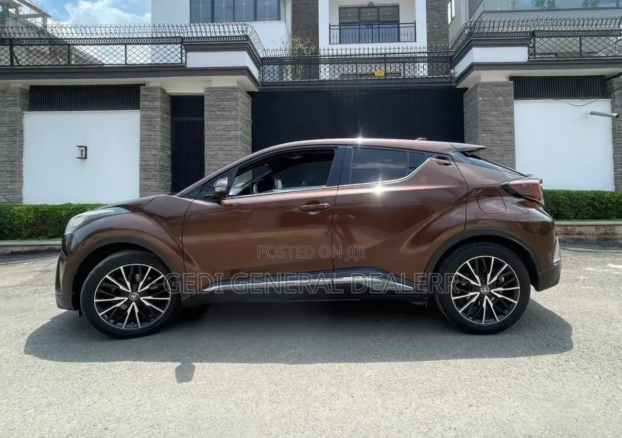 Toyota C-HR 2017 Teal
